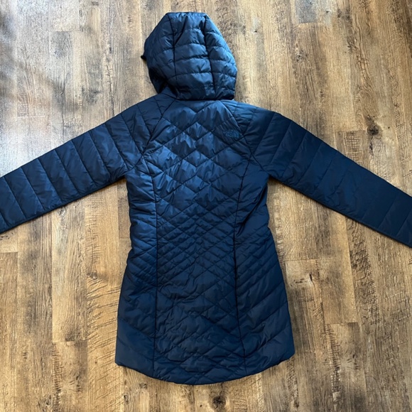 The North Face Mossbud Parka - Size XS - Picture 2 of 5